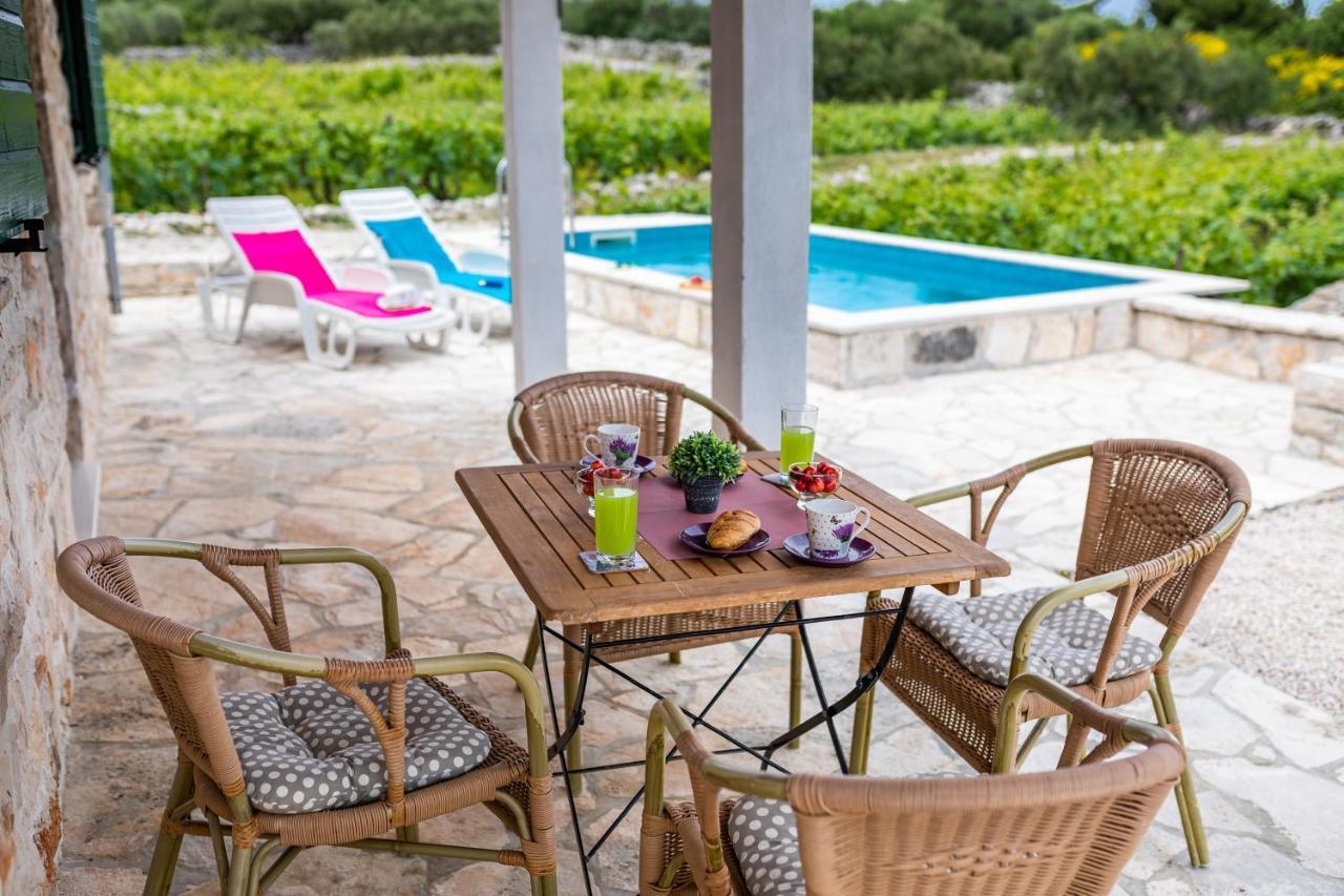 Vineyard House & Olive Grove House Villa Račišće Dış mekan fotoğraf